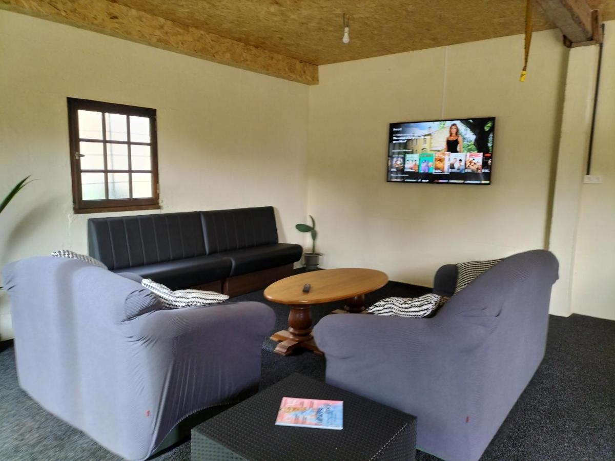 Le Jardin Des Hirondelles Bed & Breakfast Blanzaguet-Saint-Cybard ภายนอก รูปภาพ
